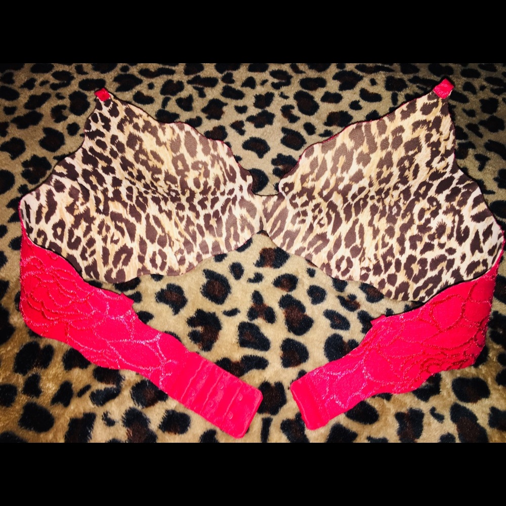 Victoria Secret Bling Push Up Bra - Picture 3 of 8